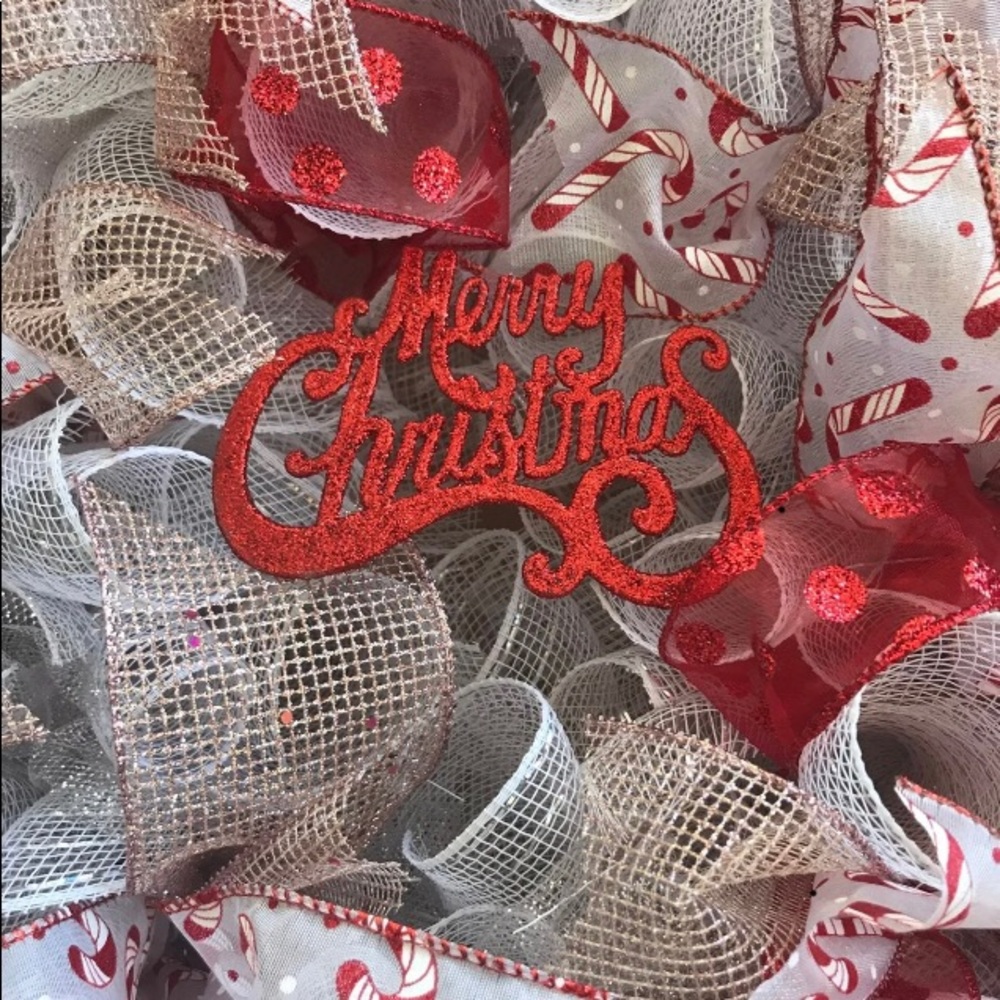 Candycane Wreath - Picture 3 of 4